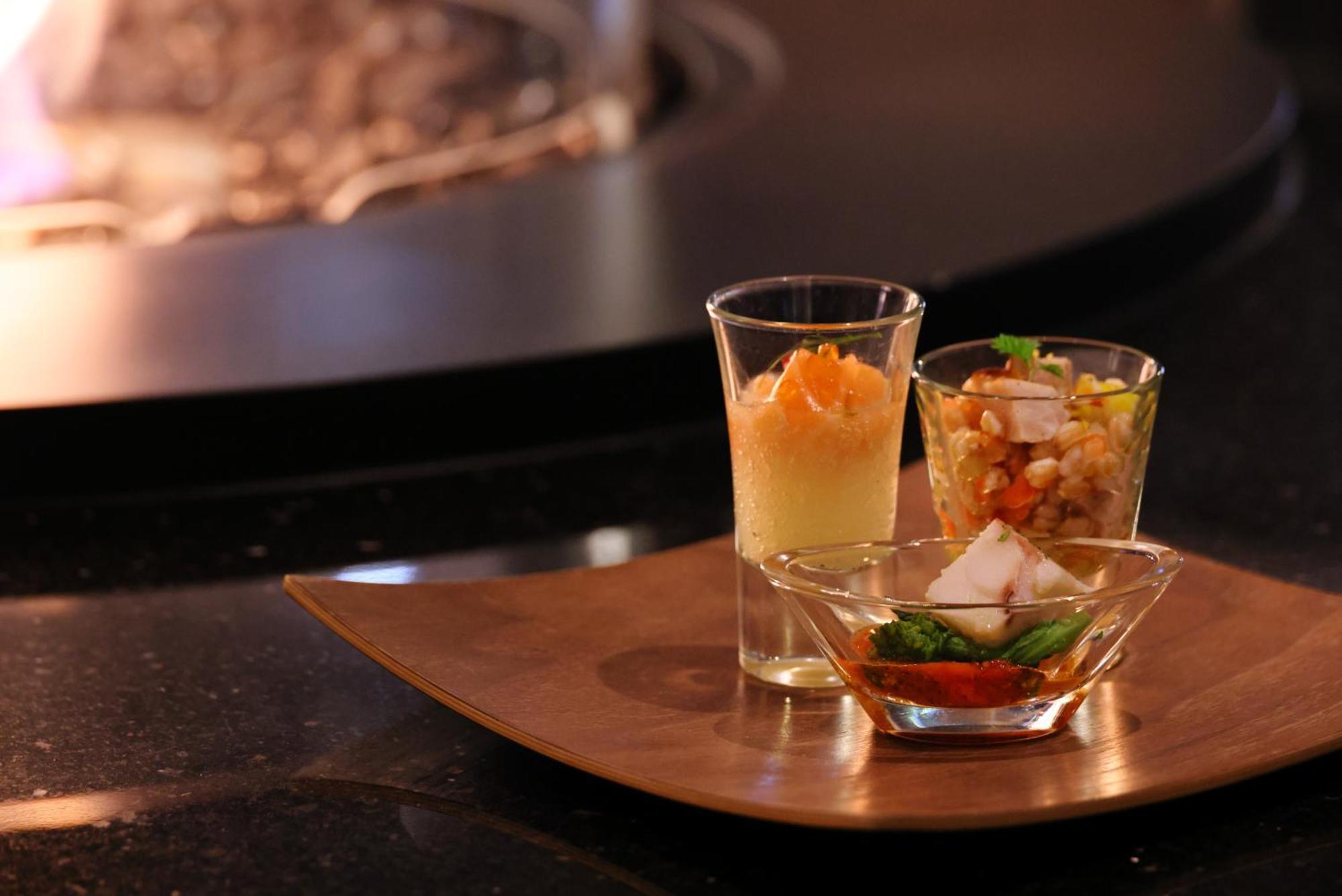 The Royal Park Hotel Iconic Киото Екстериор снимка A selection of amuse-bouches